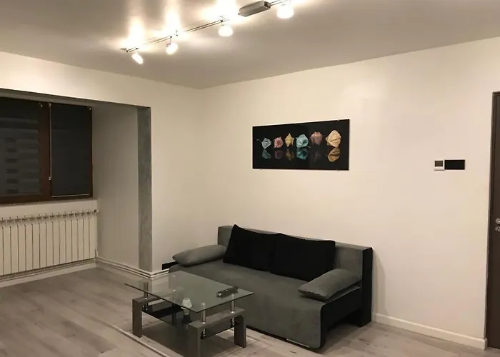 Elegant & Silver Luxury Apartament