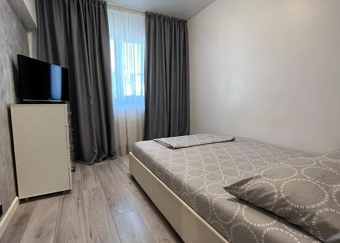 Elegant & Silver Luxury Apartament